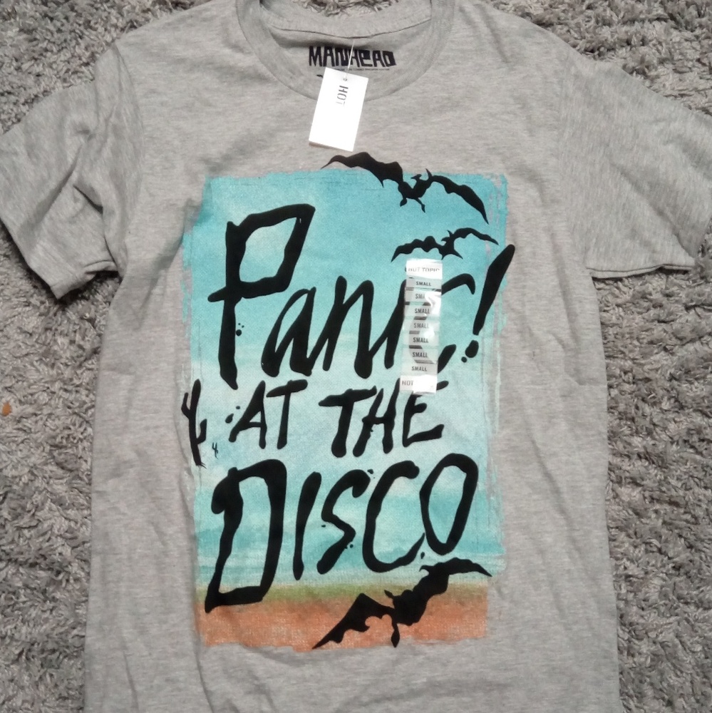 Hot Topic Panic! At The Disco Tshirt
